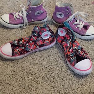 Girls size 2 converse